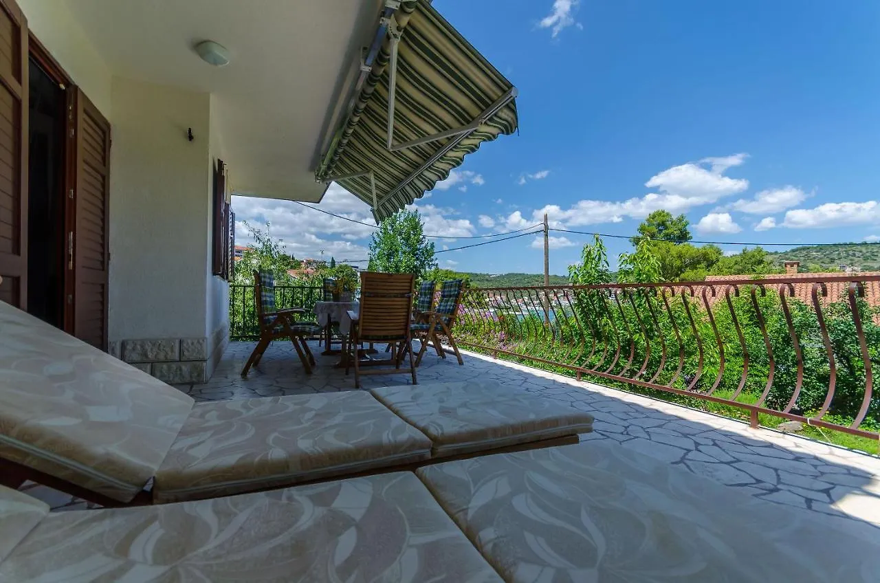 House Blanka Villa Trogir 0*,