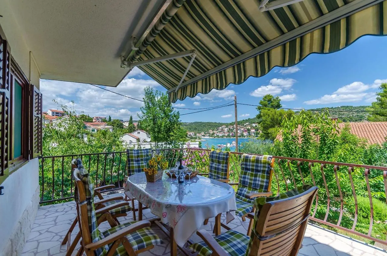 Semesterbostad House Blanka Villa Trogir